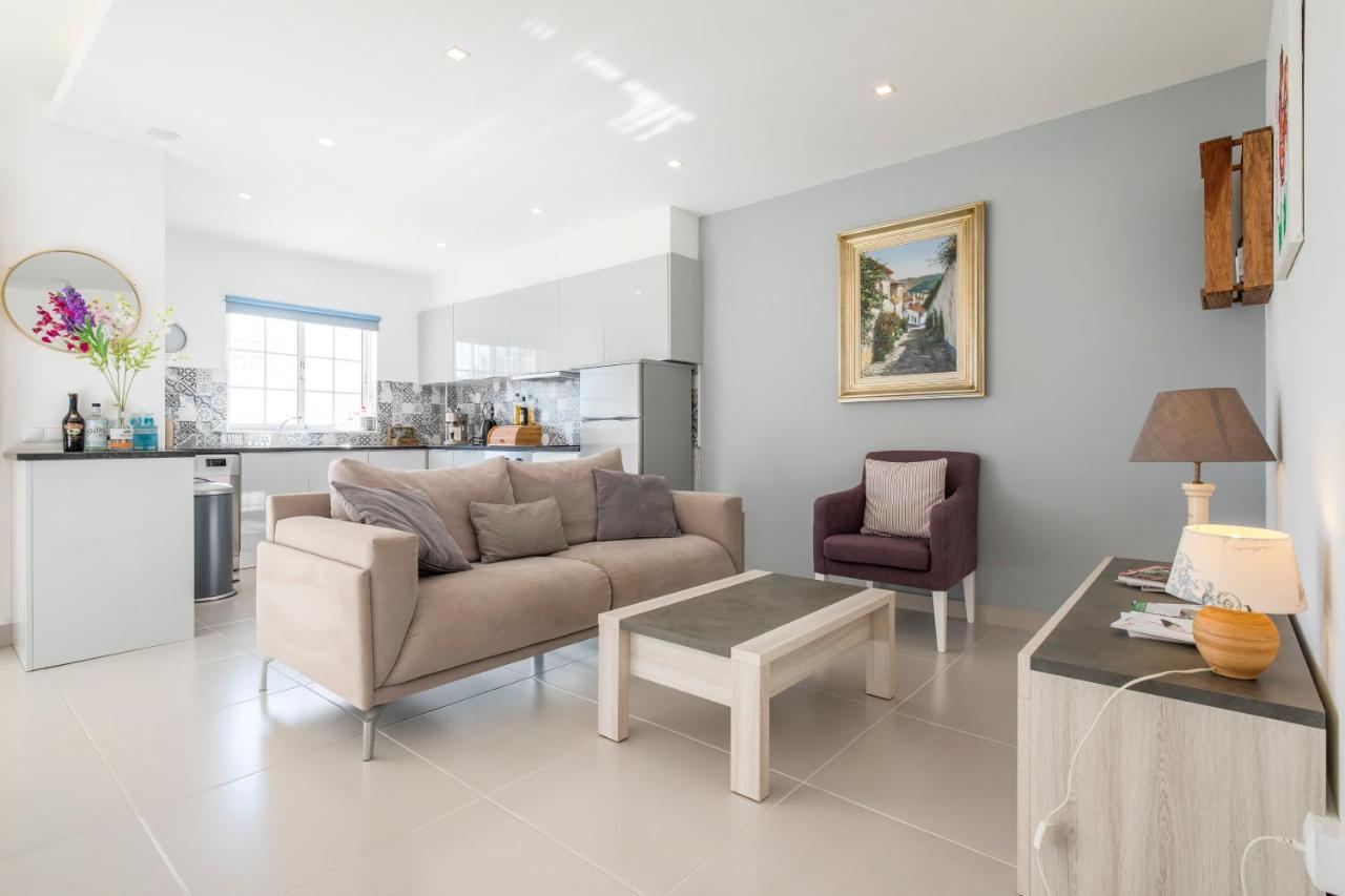 Beautiful Seaview 2 Bedroom Apartment Praia Da Luz Bagian luar foto