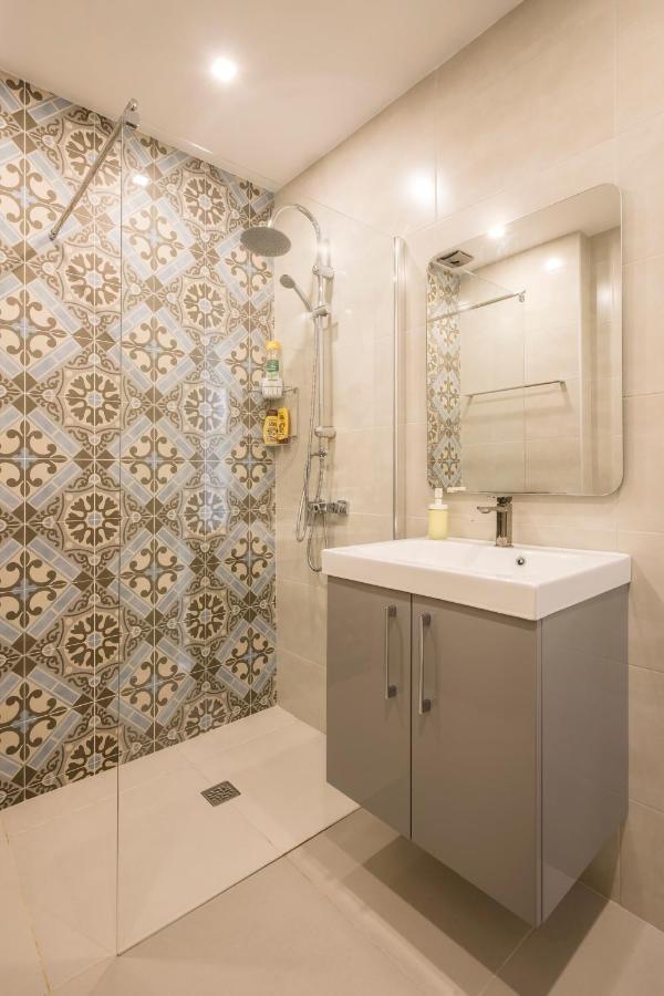 Beautiful Seaview 2 Bedroom Apartment Praia Da Luz Bagian luar foto